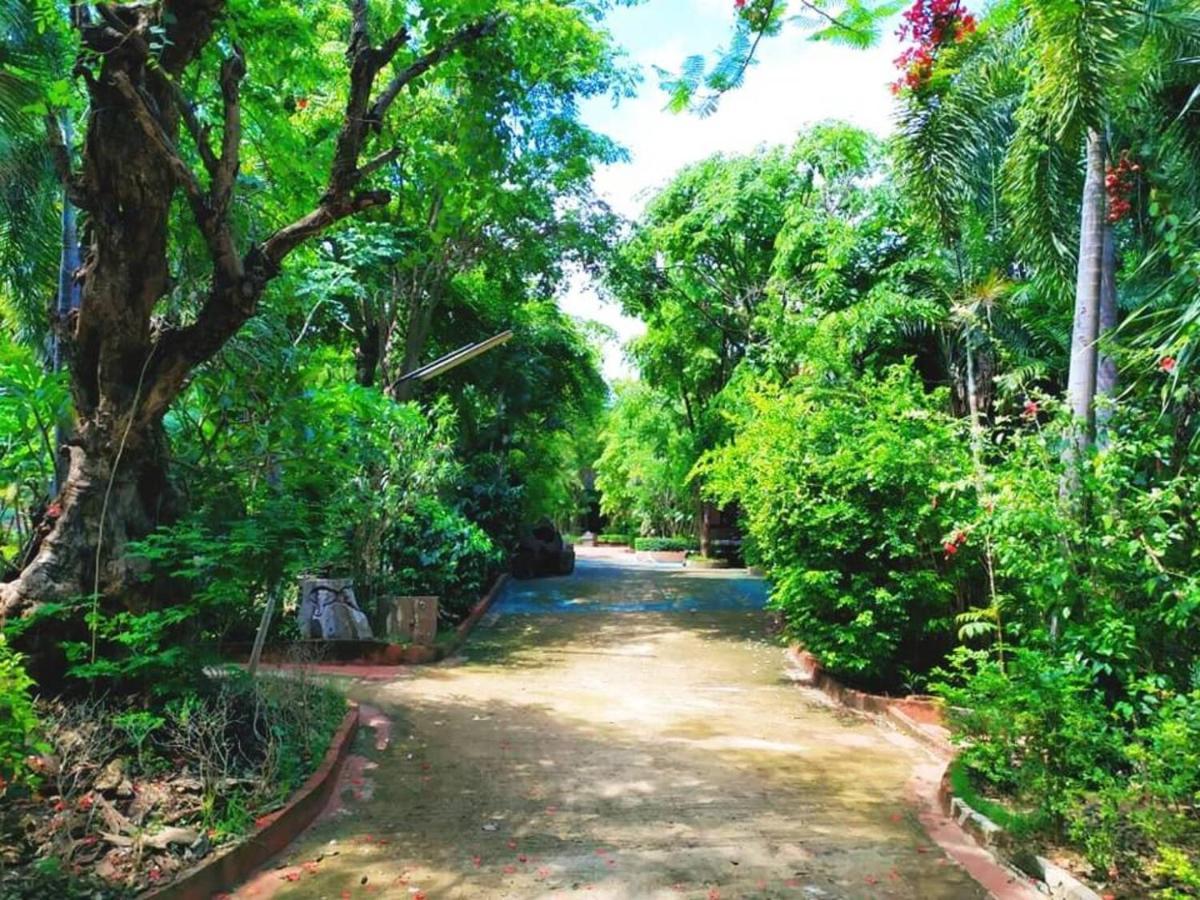 Denchai City Resort เด่นชัยซิตี้ รีสอร์ท Phrae Zewnętrze zdjęcie