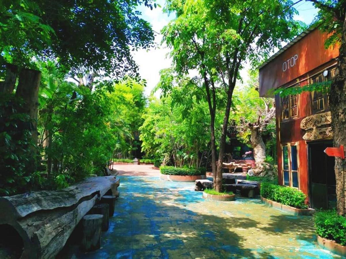 Denchai City Resort เด่นชัยซิตี้ รีสอร์ท Phrae Zewnętrze zdjęcie