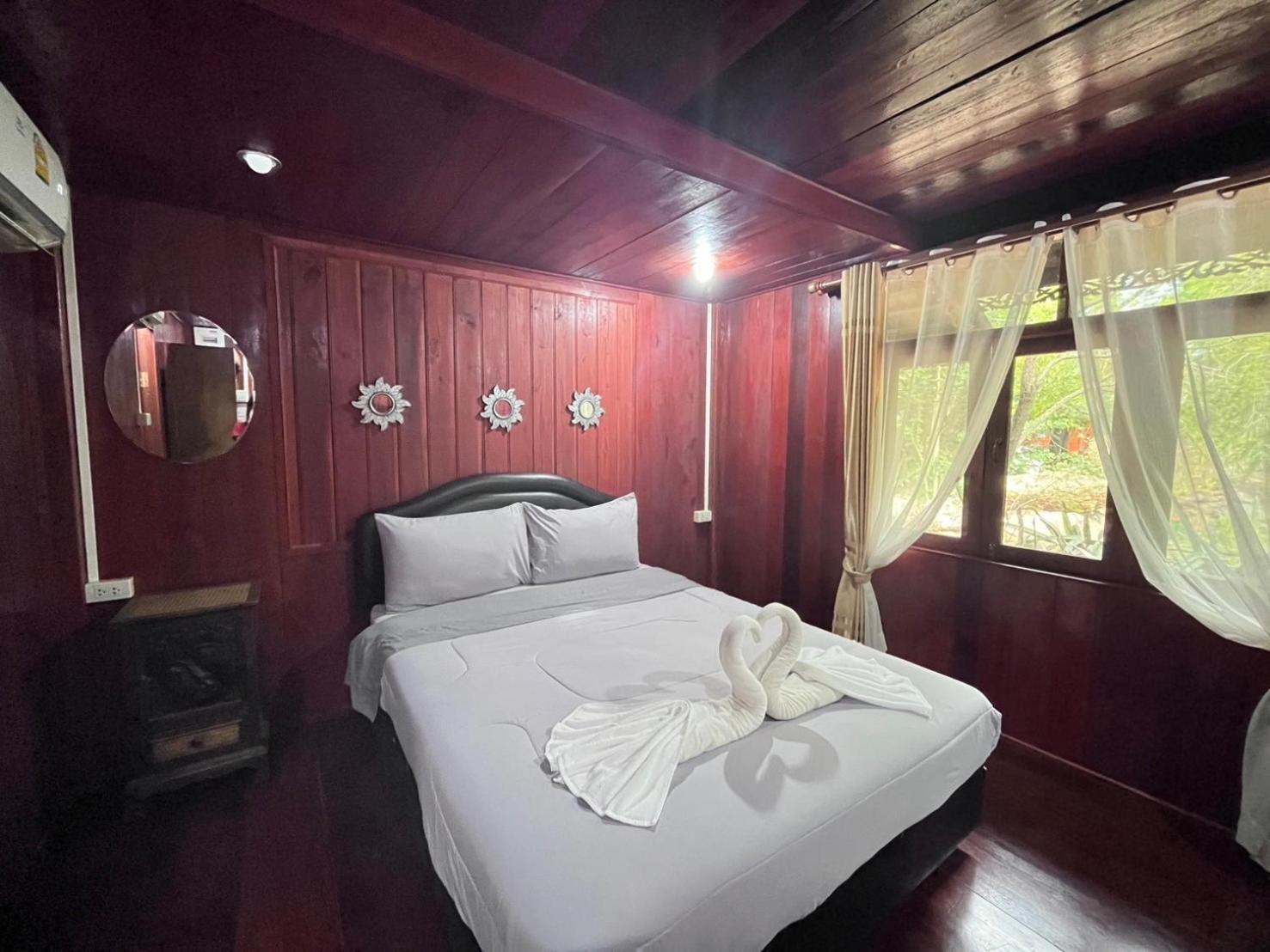Denchai City Resort เด่นชัยซิตี้ รีสอร์ท Phrae Zewnętrze zdjęcie
