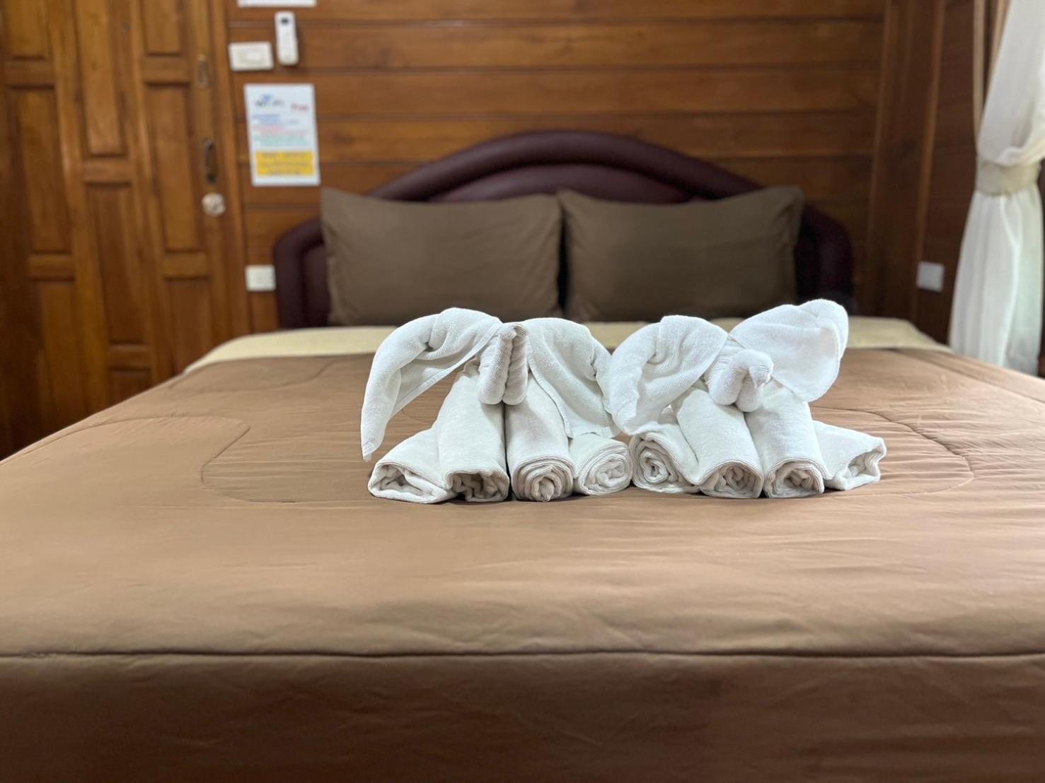 Denchai City Resort เด่นชัยซิตี้ รีสอร์ท Phrae Zewnętrze zdjęcie