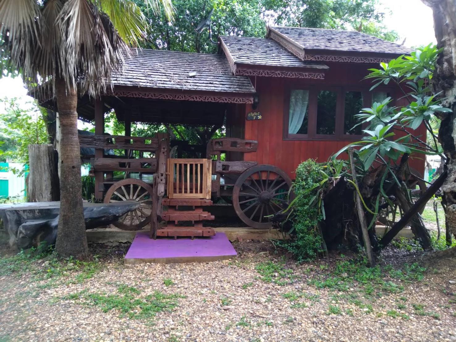Denchai City Resort เด่นชัยซิตี้ รีสอร์ท Phrae Zewnętrze zdjęcie