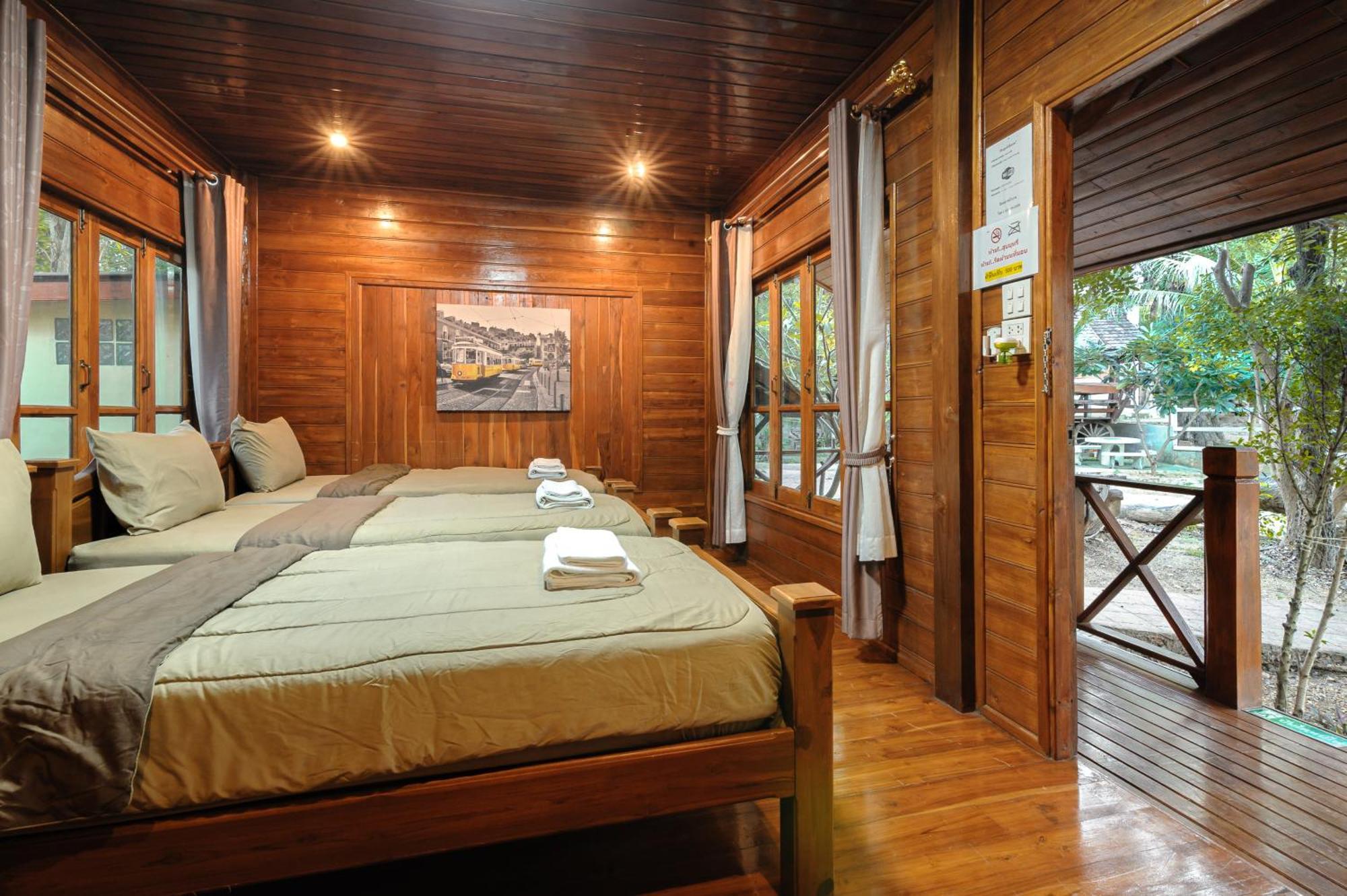 Denchai City Resort เด่นชัยซิตี้ รีสอร์ท Phrae Zewnętrze zdjęcie
